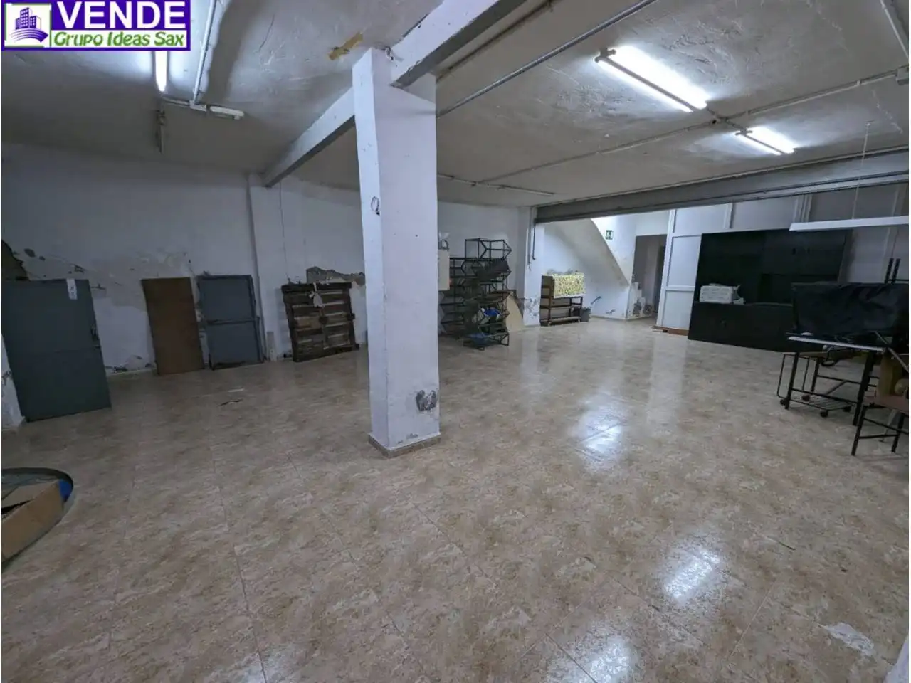Misto residenziale in vendita a Sax, imagen 9
