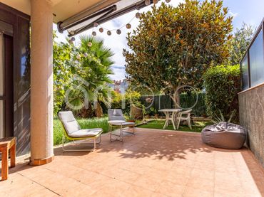 Appartamento con balcone in vendita a passeig miramar