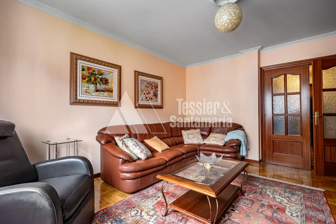Sala de estar de Piso en venta en Gijón  con Calefacción, Trastero y Amueblado