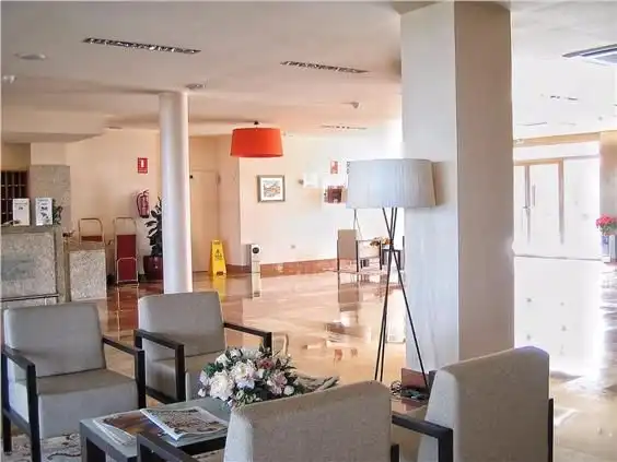 Residential for sale in Serrejón