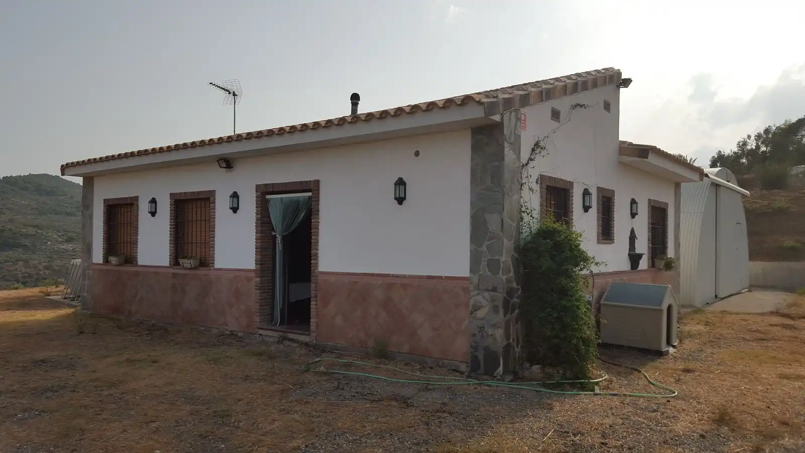 Vista exterior de Finca rústica en venta en Alozaina con Aire acondicionado, Calefacción y Jardín privado