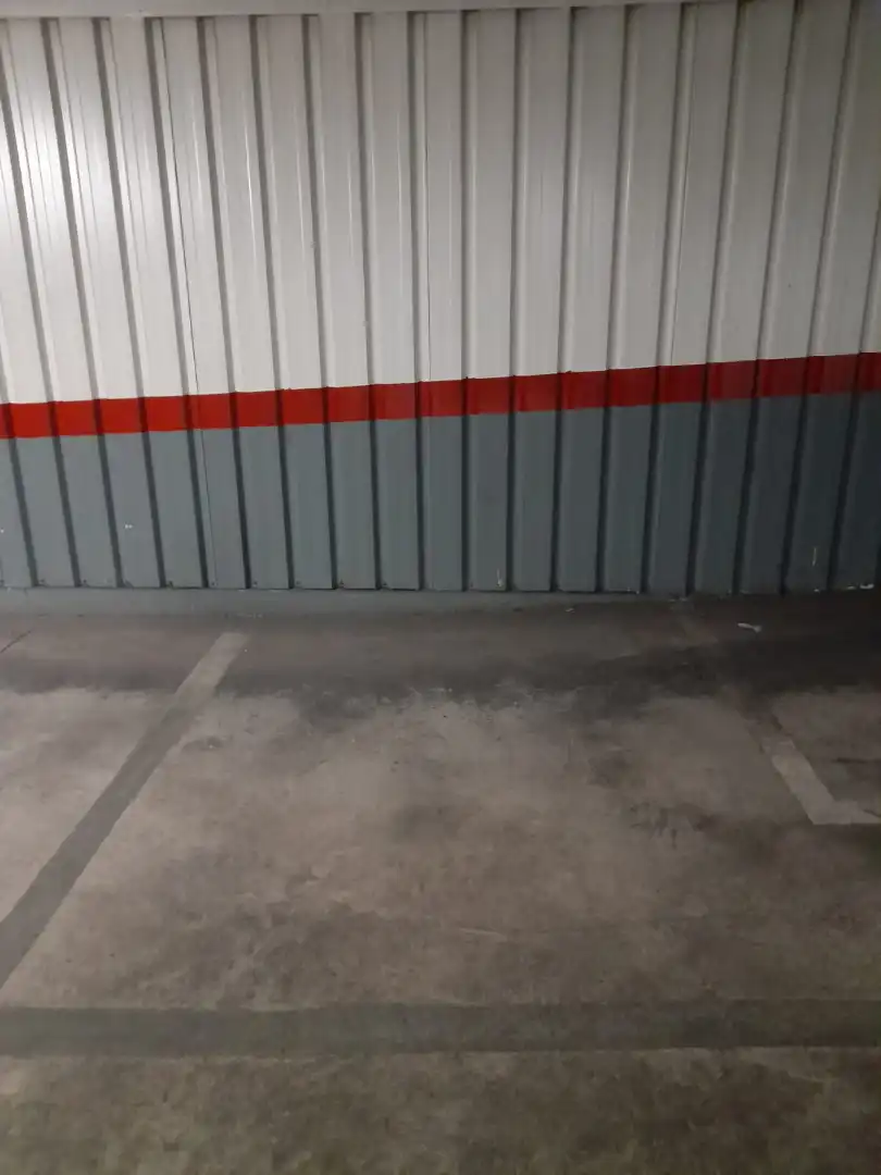 Aparcamiento con ascensor en venta en Calle Bilbao