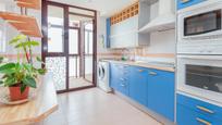 Kitchen of Flat for sale in Tres Cantos  with Air Conditioner