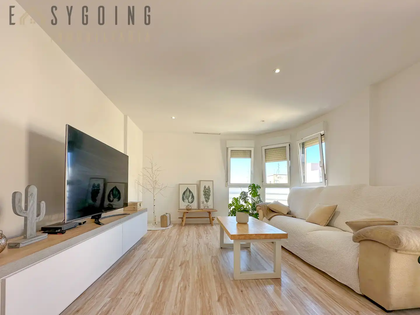 Sala de estar de Ático en venta en Elche / Elx con Aire acondicionado, Terraza y Amueblado