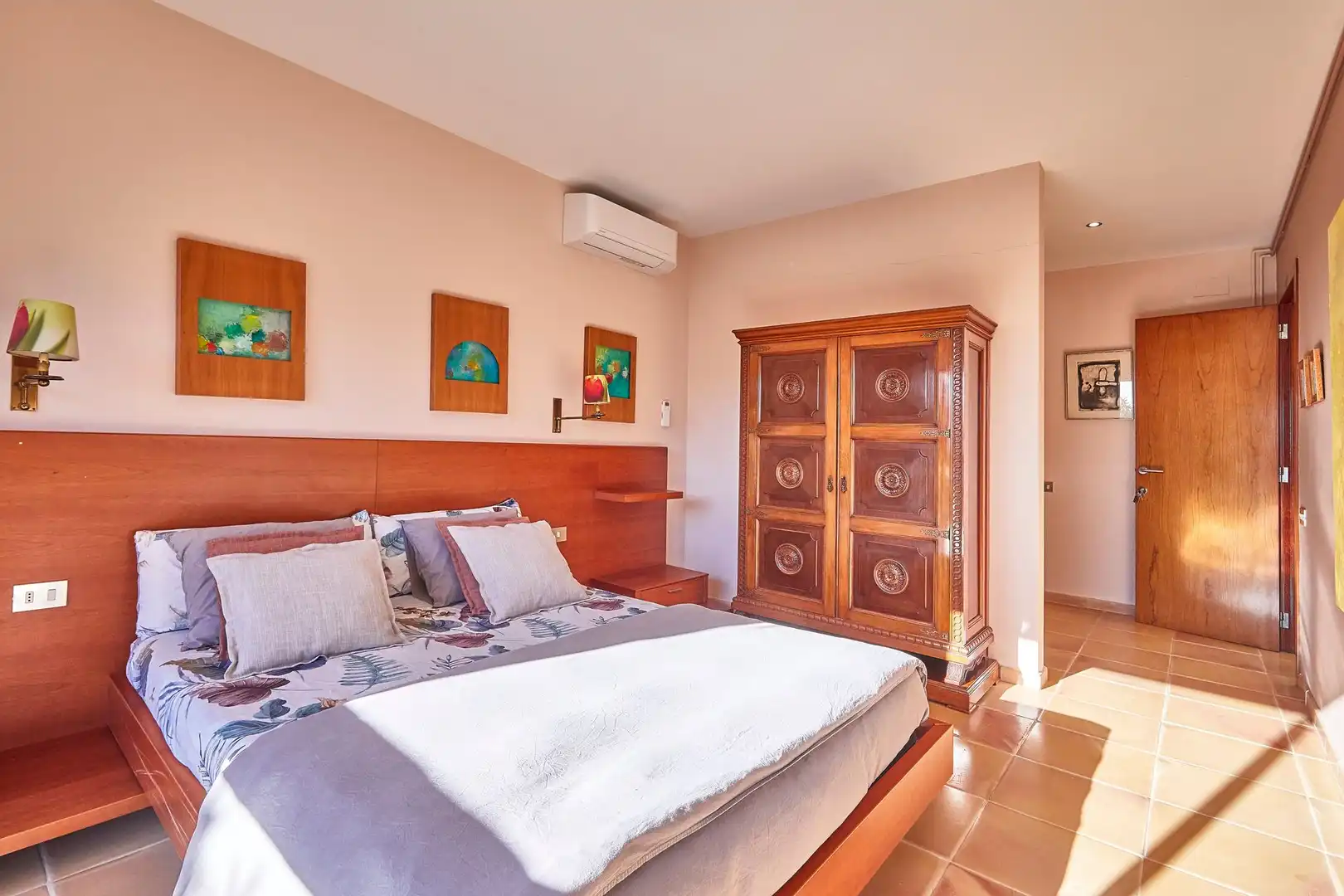 Schlafzimmer von Haus oder Chalet zum Verkauf in Premià de Dalt mit Klimaanlage, Heizung und Privatgarten