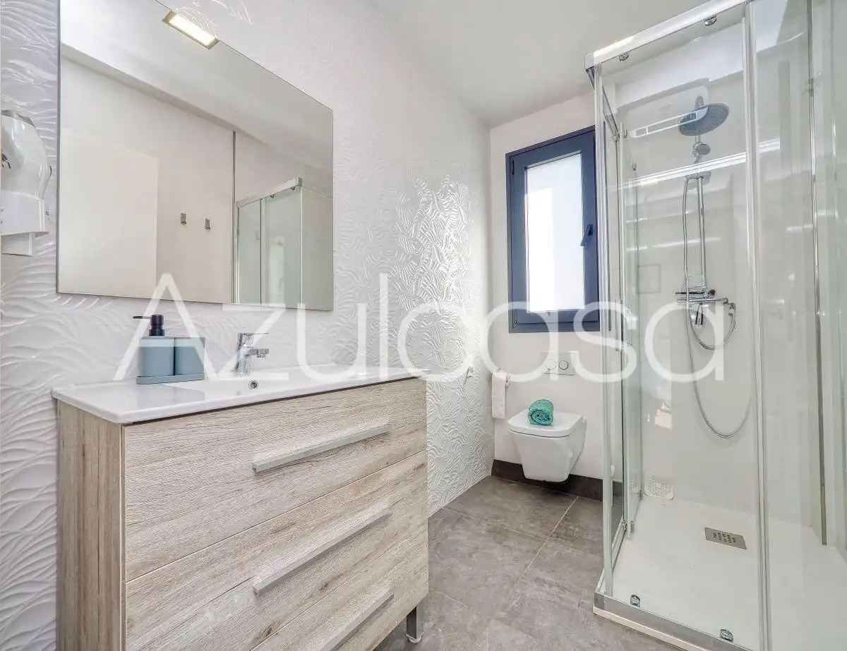 Baño de Casa o chalet en venta en Sant Joan d'Alacant con Aire acondicionado, Terraza y Piscina