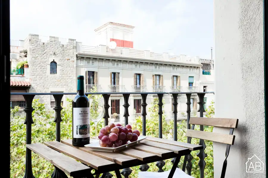 Mini appartamento con terrazza in vendita a Carrer de Calders 2, imagen 2