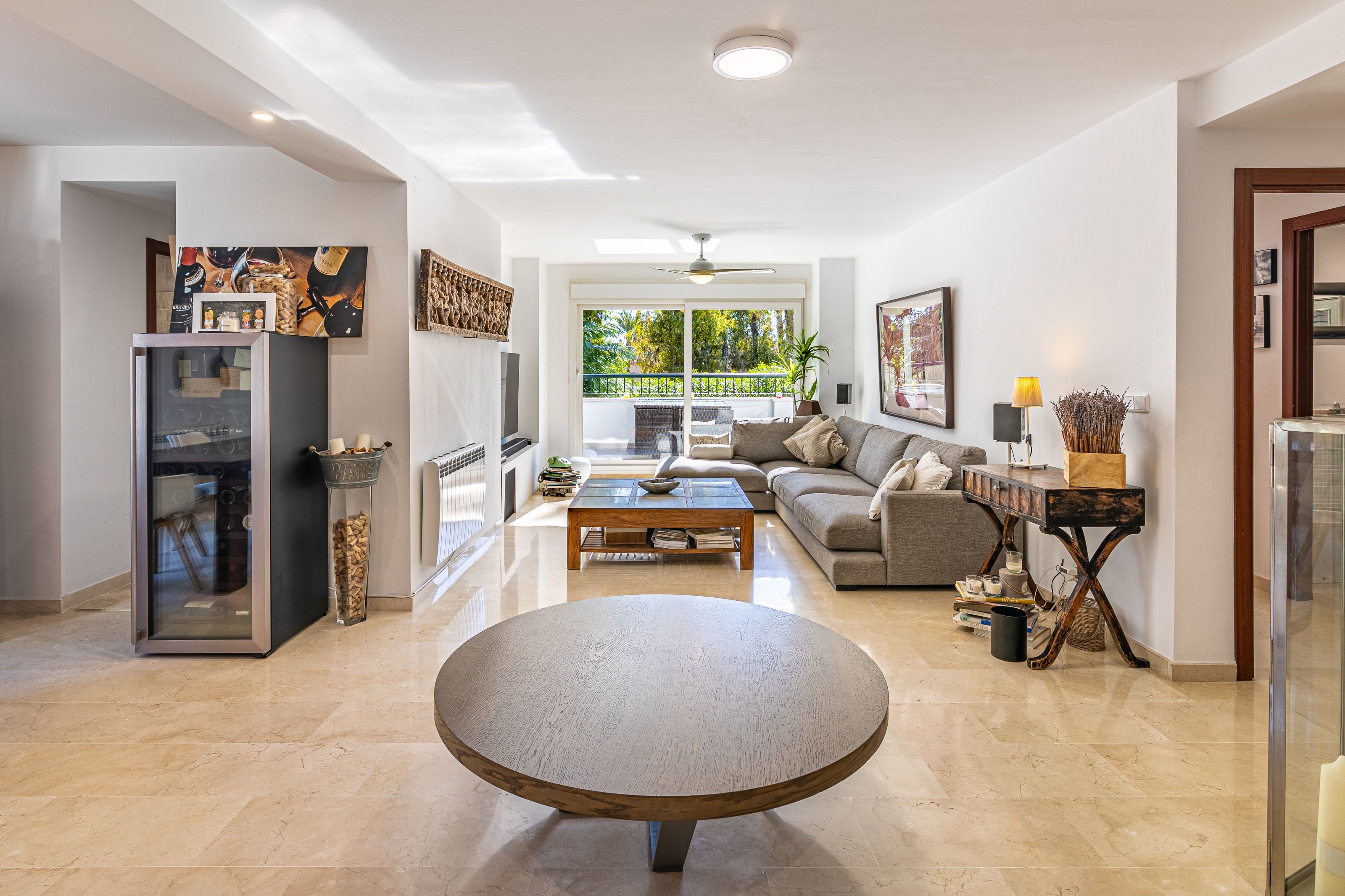 Living room of Attic for sale in Marbella  with Heating, Terrace and Storage room