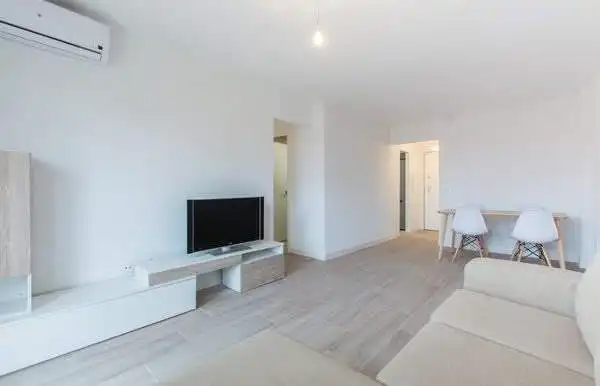 Sala d'estar de Pis de lloguer en Móstoles amb Calefacció, Terrassa i Moblat