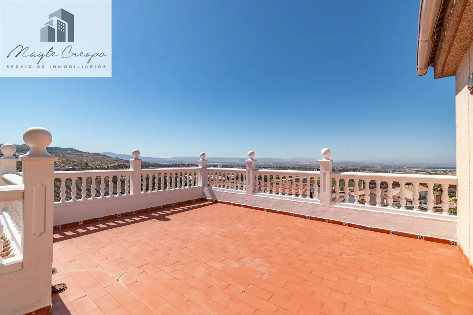 Terraza de Casa adosada en venta en Jun con Terraza, Amueblado y Alarma