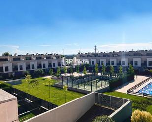 Exterior view of Single-family semi-detached for sale in  Lleida Capital  with Air Conditioner and Swimming Pool