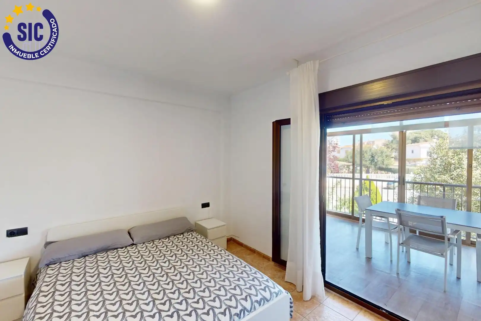 Habitación de Casa o chalet en venta en Benicasim / Benicàssim con Aire acondicionado, Jardín privado y Terraza