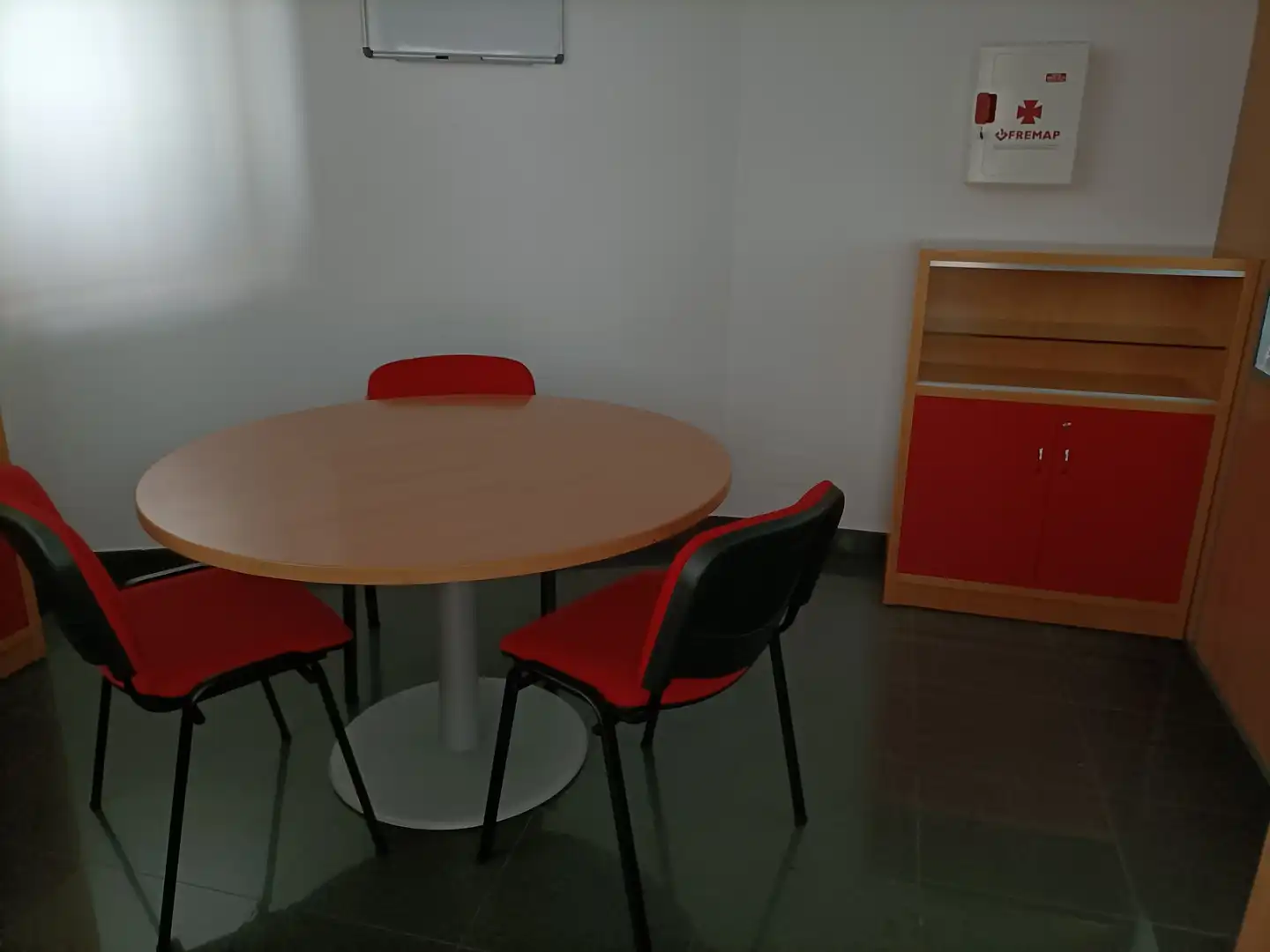 Oficina de alquiler en Narón