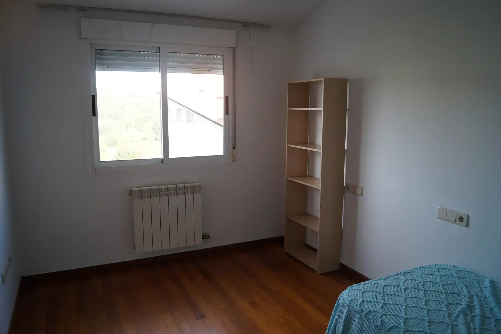 Habitación de Ático en venta en Boiro con Calefacción, Parquet y Trastero
