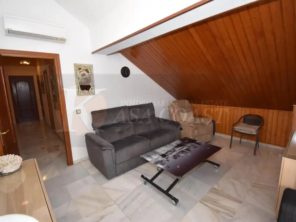 Ático en venta en Fuengirola con Aire acondicionado, Jardín privado y Terraza