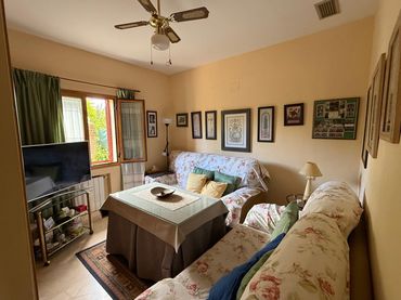 Villa con balcone in vendita a Calle Felicidad 17