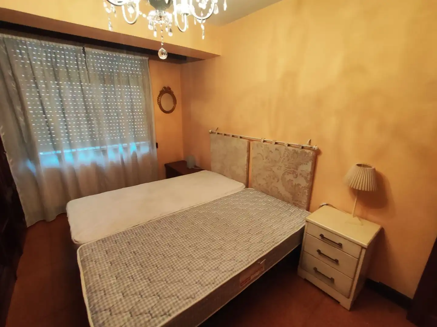 Habitación de Piso de alquiler en A Coruña Capital  con Calefacción y Amueblado