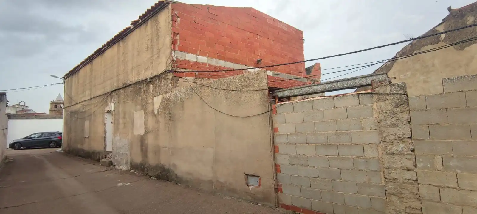 Vista exterior de Casa o chalet en venta en Mirandilla con Jardín privado