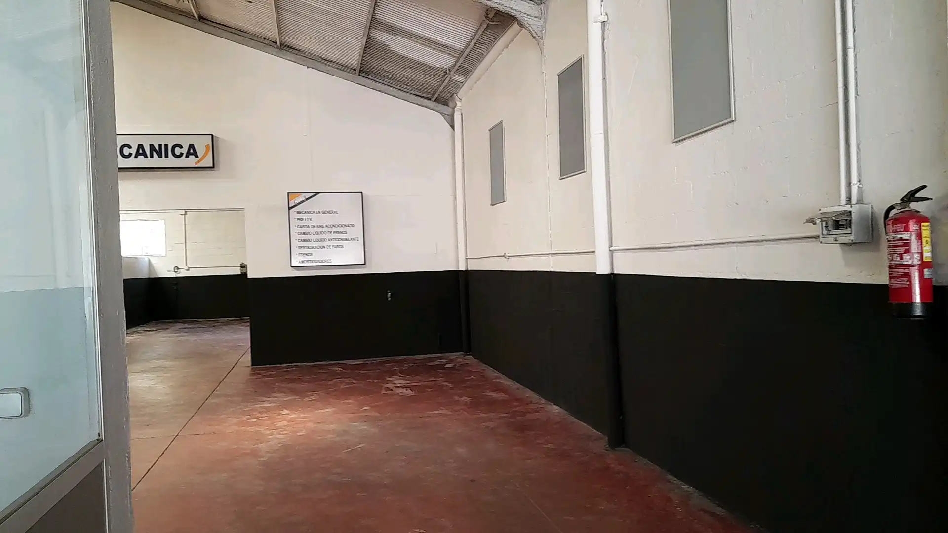 Local en venta en Villalbilla