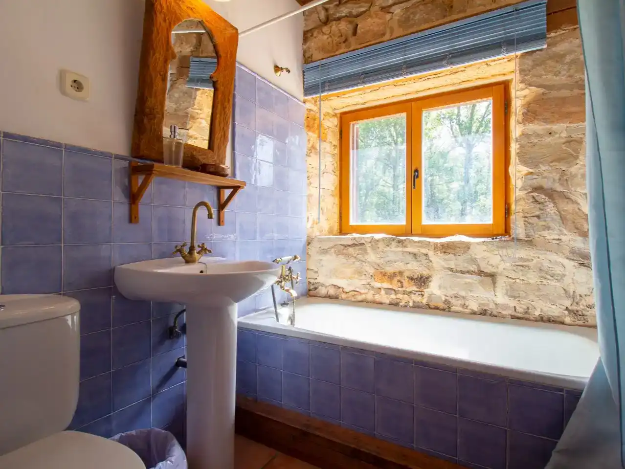 Baño de Casa o chalet en venta en Galve de Sorbe con Jardín privado, Parquet y Amueblado