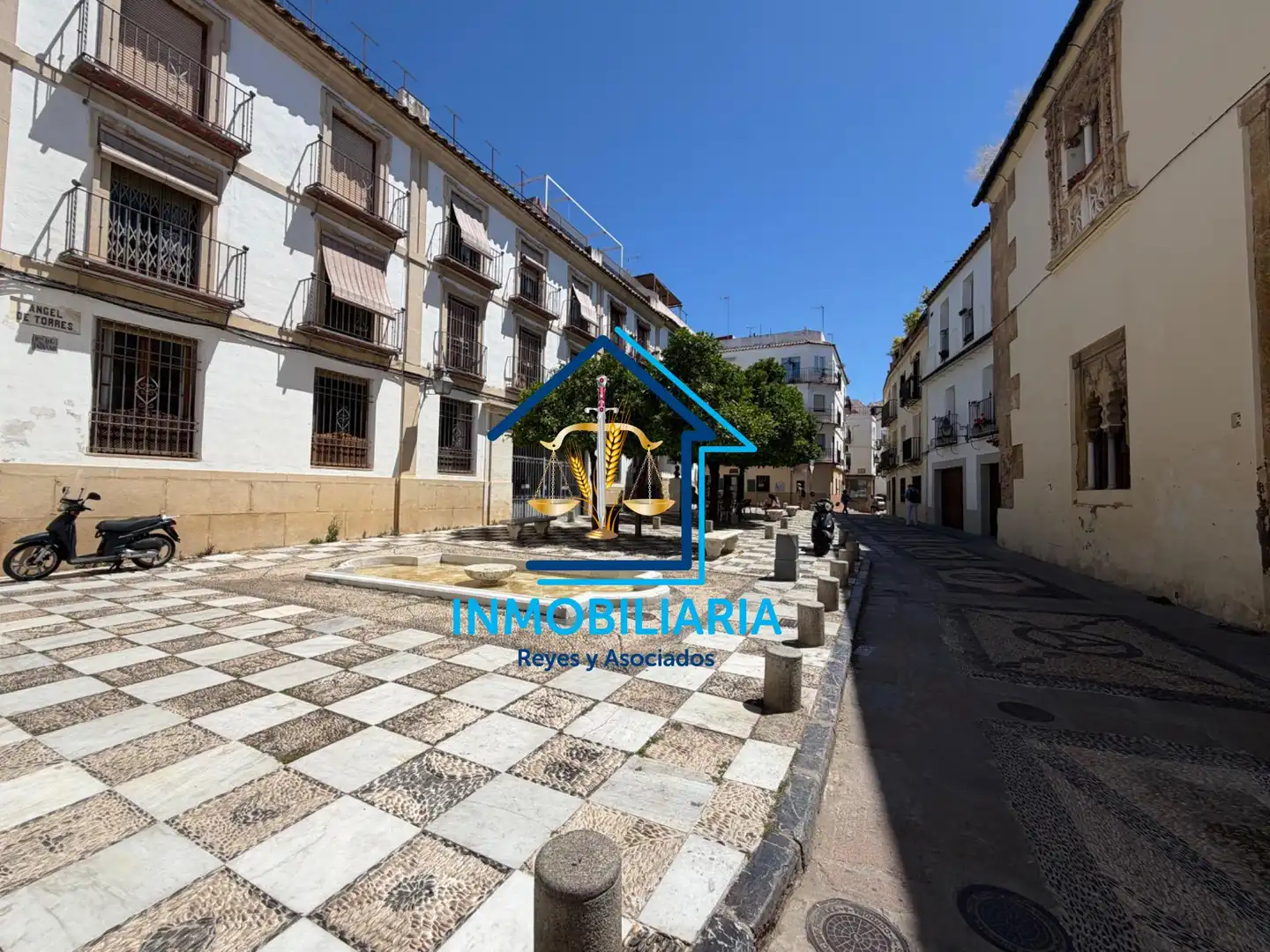 Vista exterior de Local en venta en Córdoba con Aire acondicionado