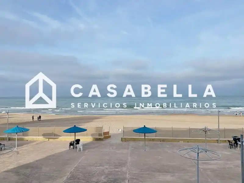 Vista exterior de Pis en venda en  Valencia Capital amb Terrassa i Traster