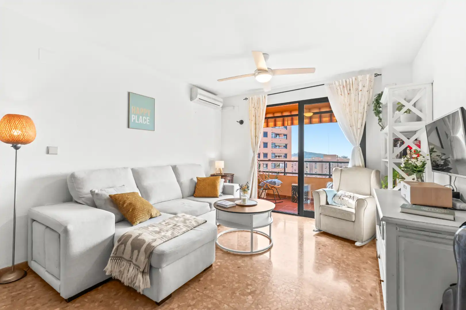Flat with pool for sale in Avenida Juan Sanchis Candela, imagen 3