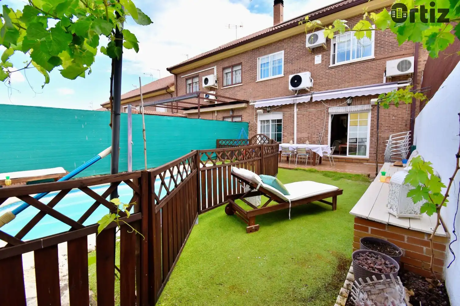 Jardín de Casa o chalet en venta en Loeches con Aire acondicionado, Calefacción y Terraza