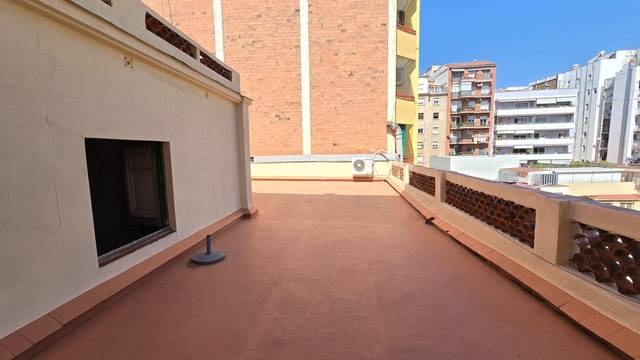 Piso en Venta en Carrer BAILEN en El Camp d'en Grassot i Gràcia Nova