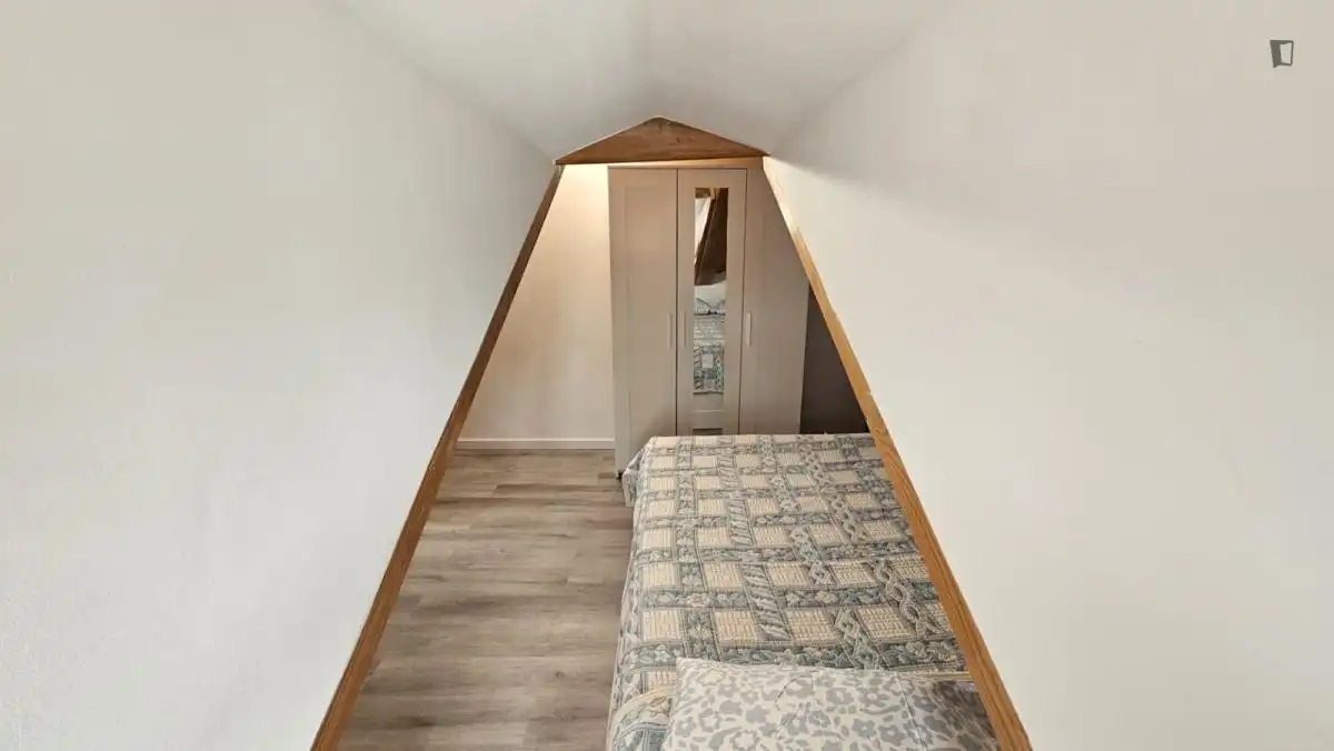 Habitación de Apartamento de alquiler en Madrid con Aire acondicionado, Calefacción y Amueblado