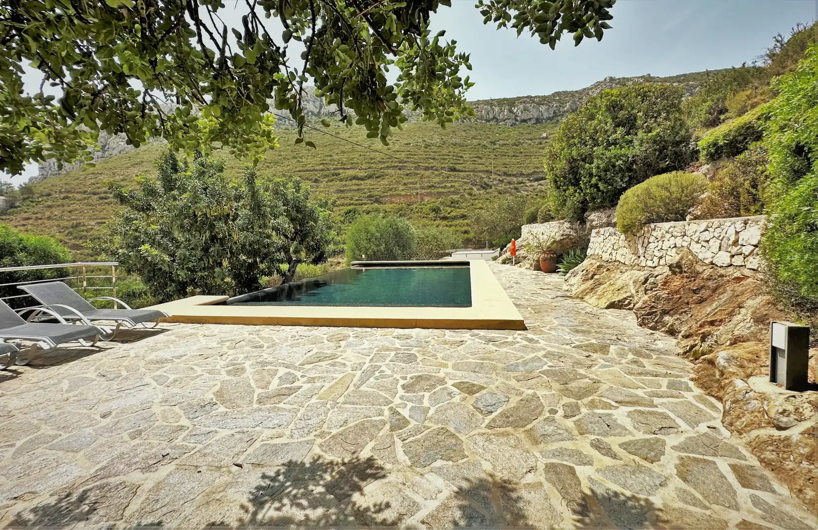 Casa amb terrassa en venda a Camí Vell del Morro de Castell, imagen 3
