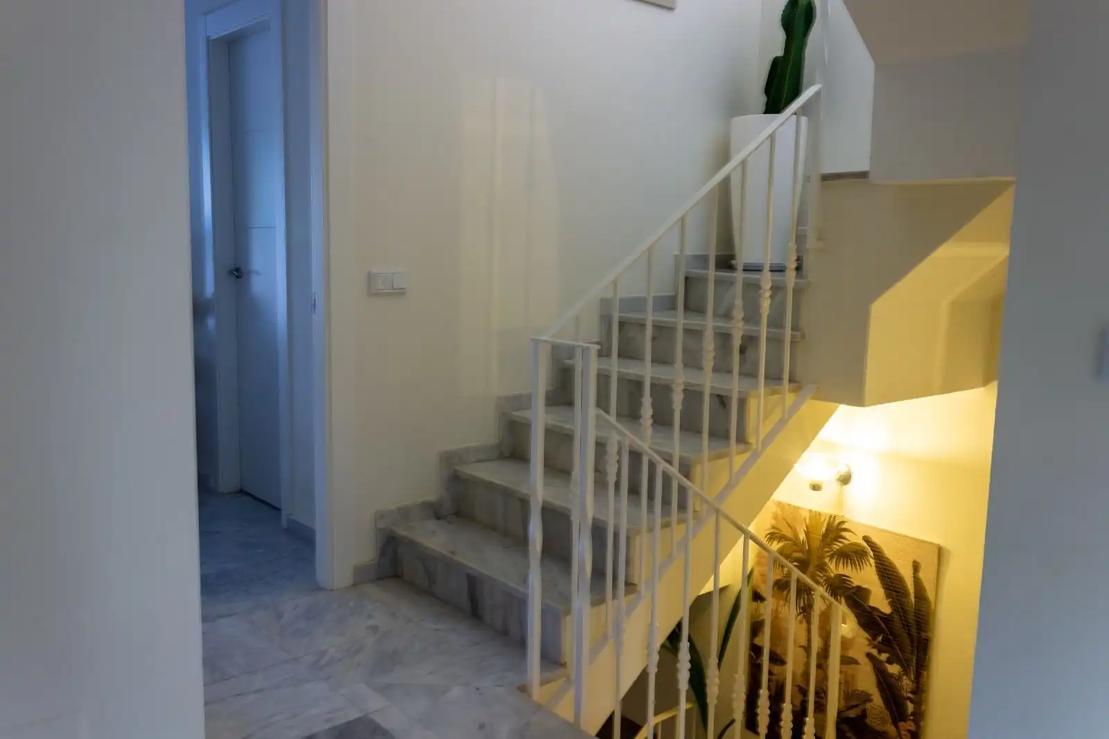 Casa adosada en venda en Marbella amb Aire condicionat, Jardí privat i Moblat