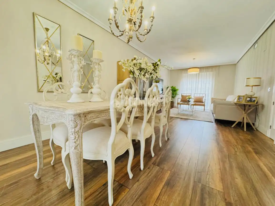 Comedor de Casa adosada en venta en Pepino con Aire acondicionado, Calefacción y Terraza