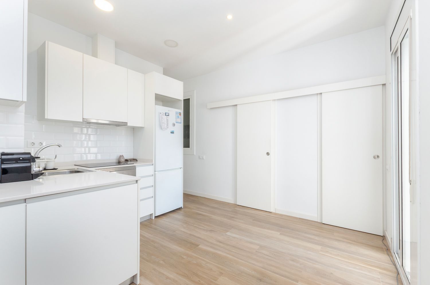 Cuina de Pis en venda en  Barcelona Capital amb Aire condicionat, Parquet i Balcó