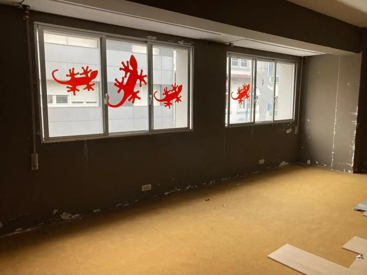 Office for sale in Curtis