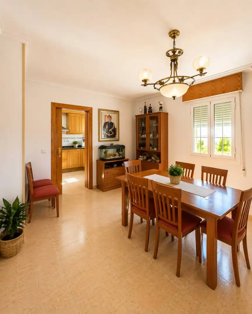 Comedor de Piso en venta en Catral con Calefacción y Amueblado