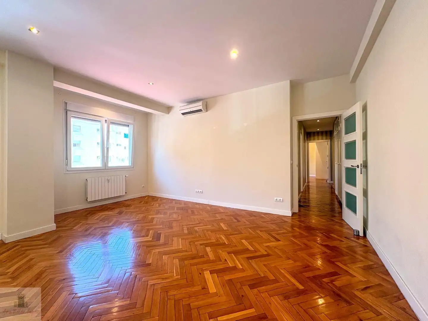 Living room of Flat for rent in Badajoz  with Air Conditioner and Heating