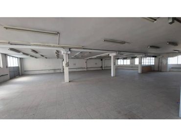 Industrial building for sale in Centre