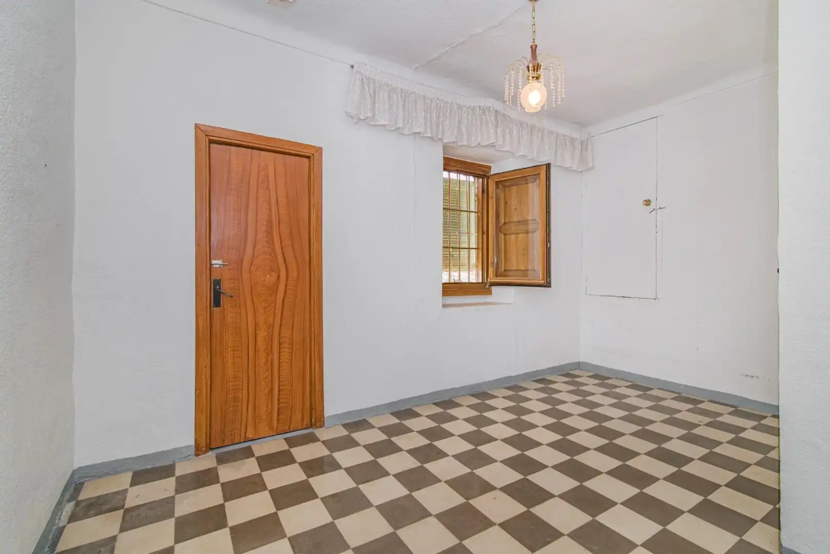 Casa adosada en venta en Pinos Puente con Terraza, Trastero y Balcón