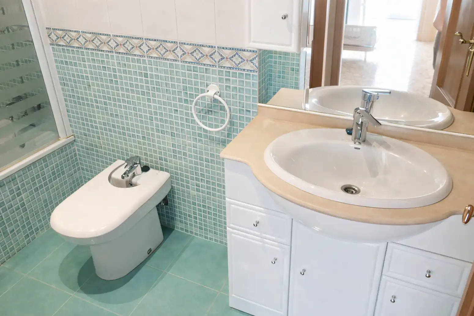 Baño de Piso en venta en Valencia con Aire acondicionado, Calefacción y Amueblado