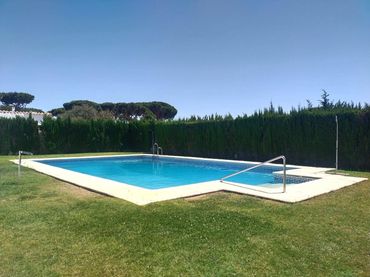 Maison mitoyenne avec balcon à vendre à Las Lagunas - Campano