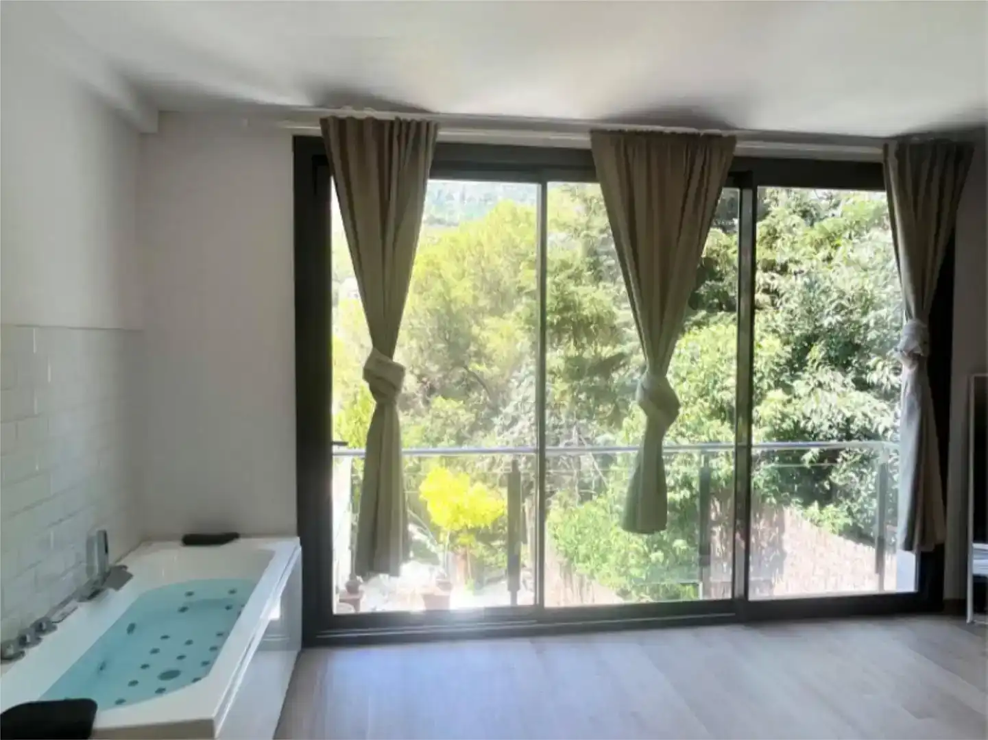 Terrassa de Pis en venda en Monistrol de Montserrat amb Aire condicionat, Jardí privat i Moblat