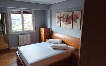 Schlafzimmer von Wohnung zum verkauf in Mungia mit Balkon