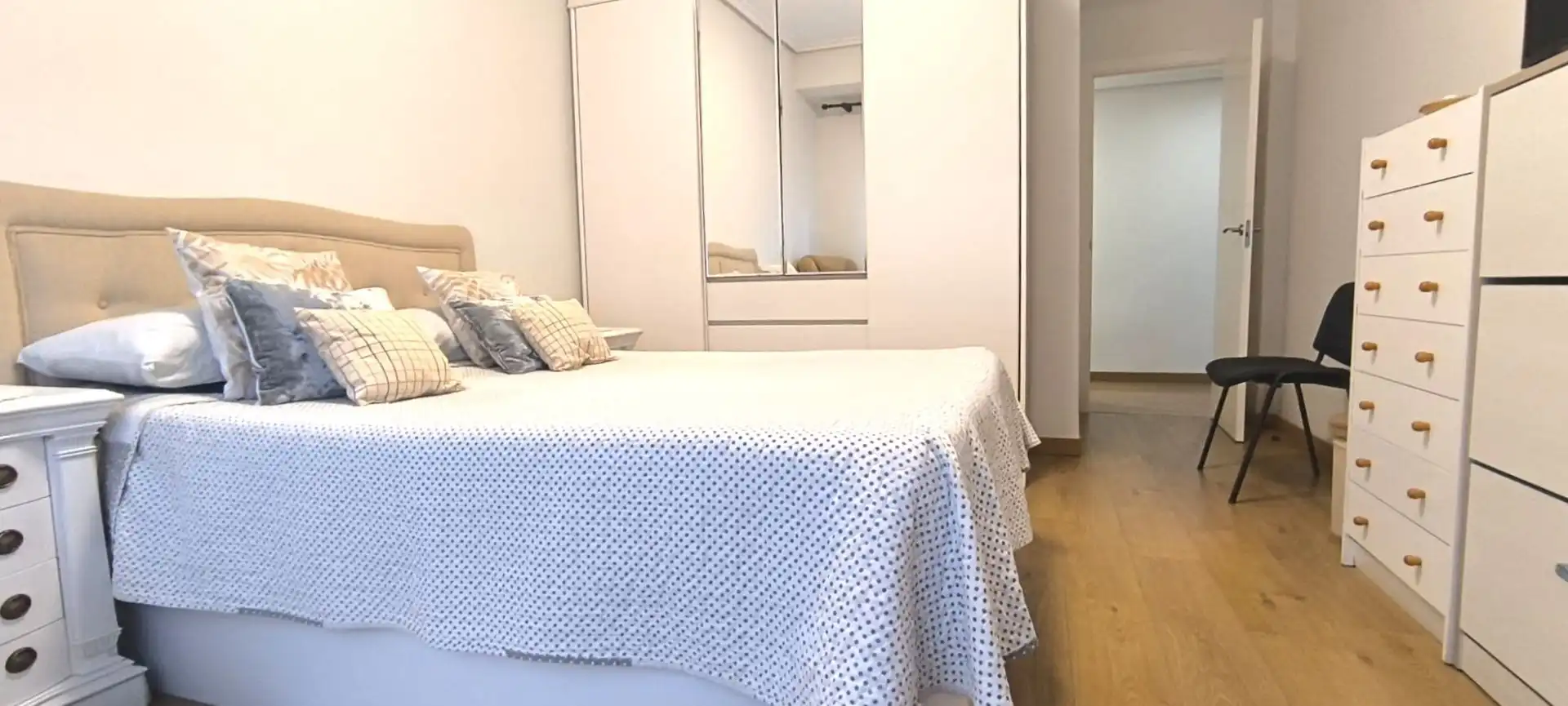 Bedroom of Flat for sale in  Logroño  with Heating and Terrace