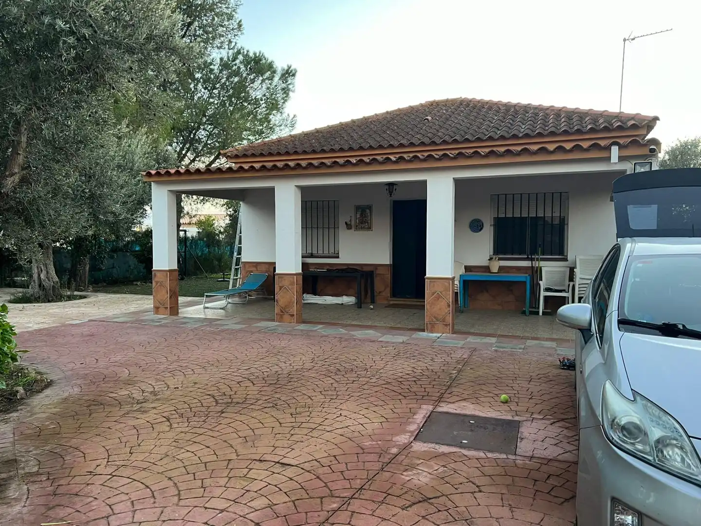 Vista exterior de Casa o chalet en venta en Utrera con Aire acondicionado y Piscina
