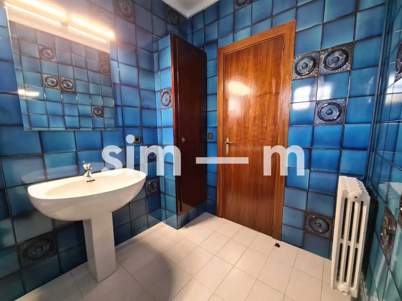 Baño de Piso en venta en Vic con Calefacción, Terraza y Trastero
