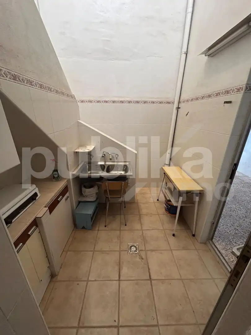 Cocina de Local en venta en Santa Pola