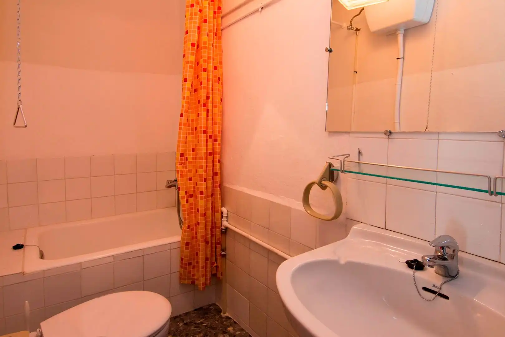 Baño de Finca rústica en venta en Güéjar Sierra con Terraza, Piscina y Balcón