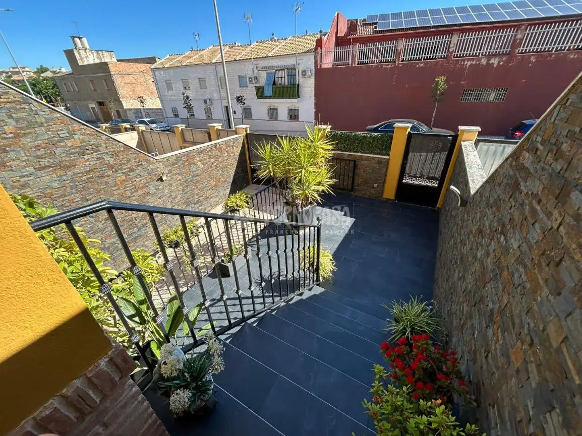Terraza de Casa o chalet en venta en Linares con Aire acondicionado