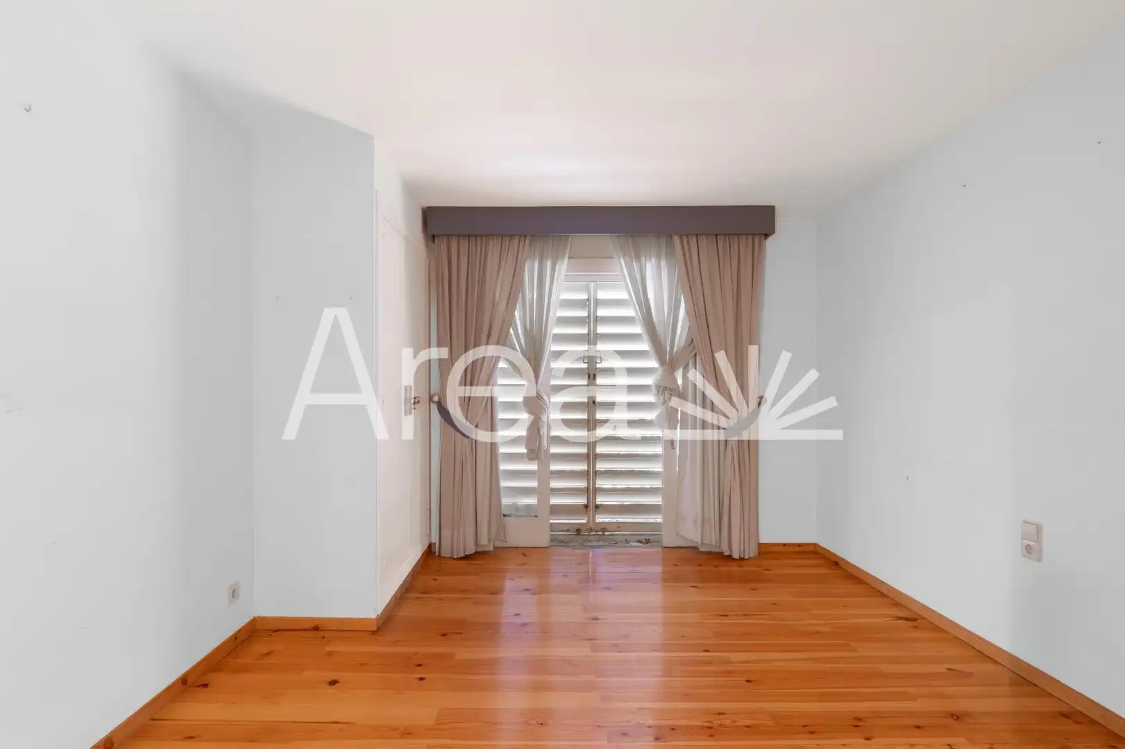 Bedroom of Houses for sale in Rocaferrera